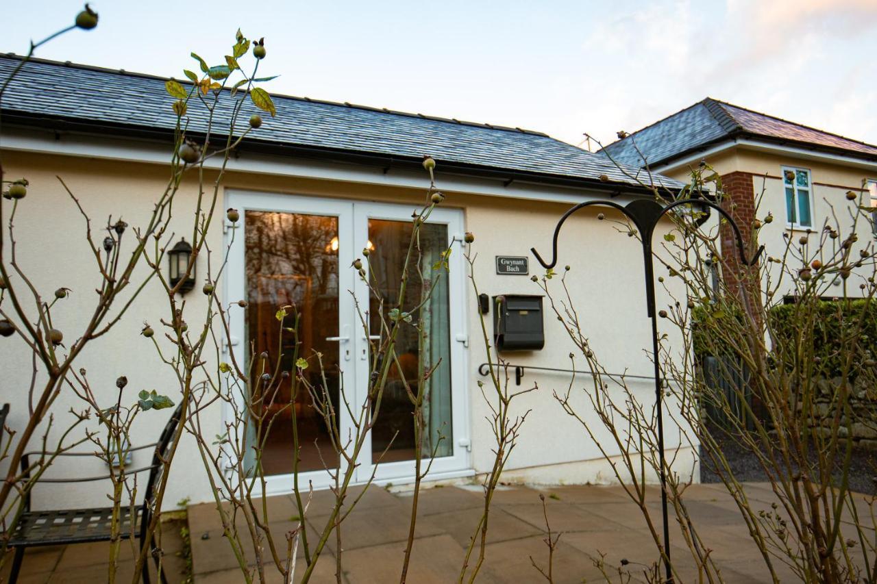 Gwynant Bach - Cosy 2 Bed Bungalow Cottage In Snowdonia National Park, Conwy, North Wales Luaran gambar