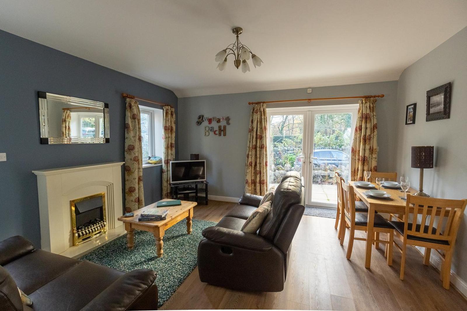 Gwynant Bach - Cosy 2 Bed Bungalow Cottage In Snowdonia National Park, Conwy, North Wales Luaran gambar